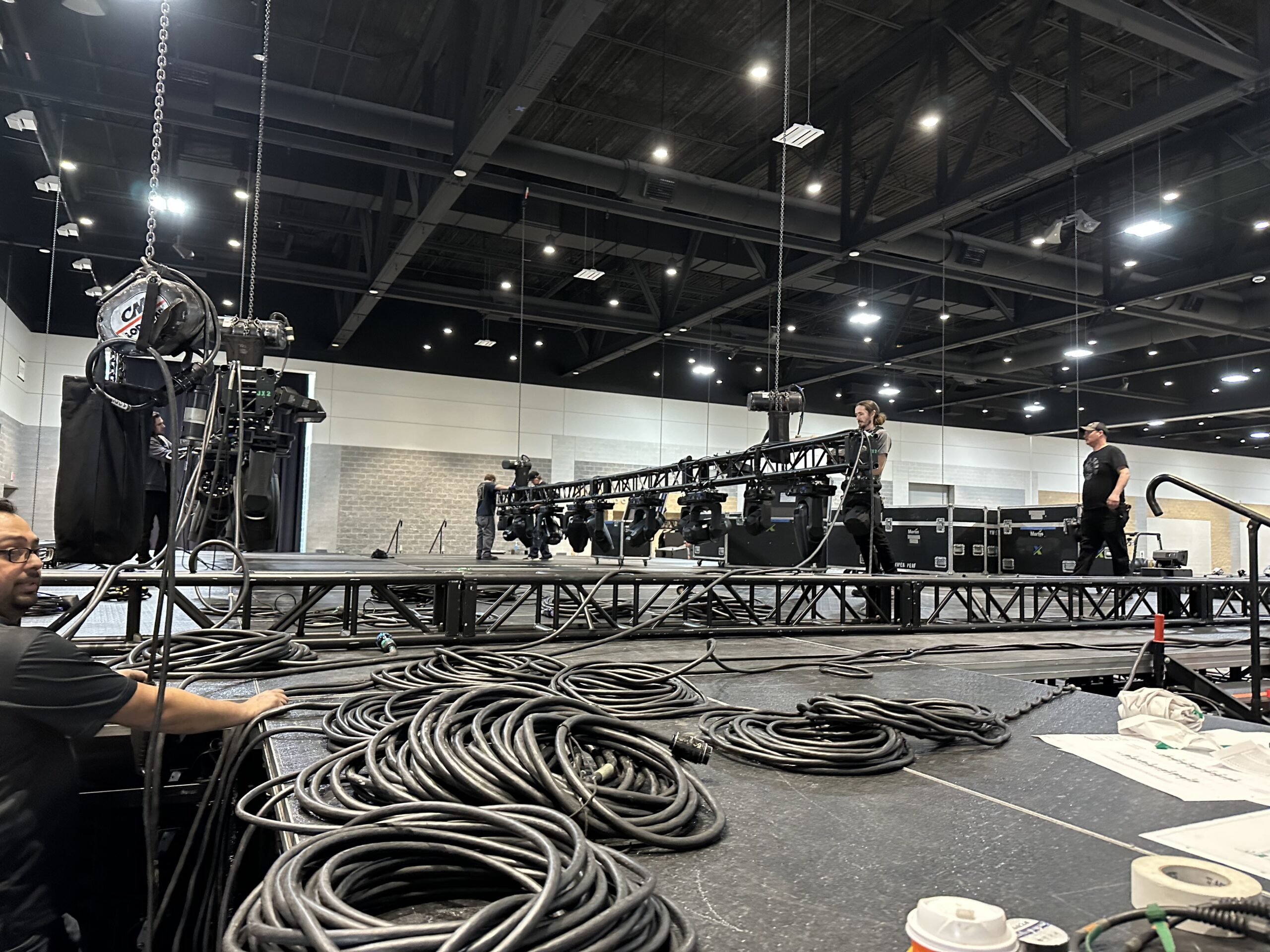 Dropkick Murphys load-in and rigging at MassMutual Center